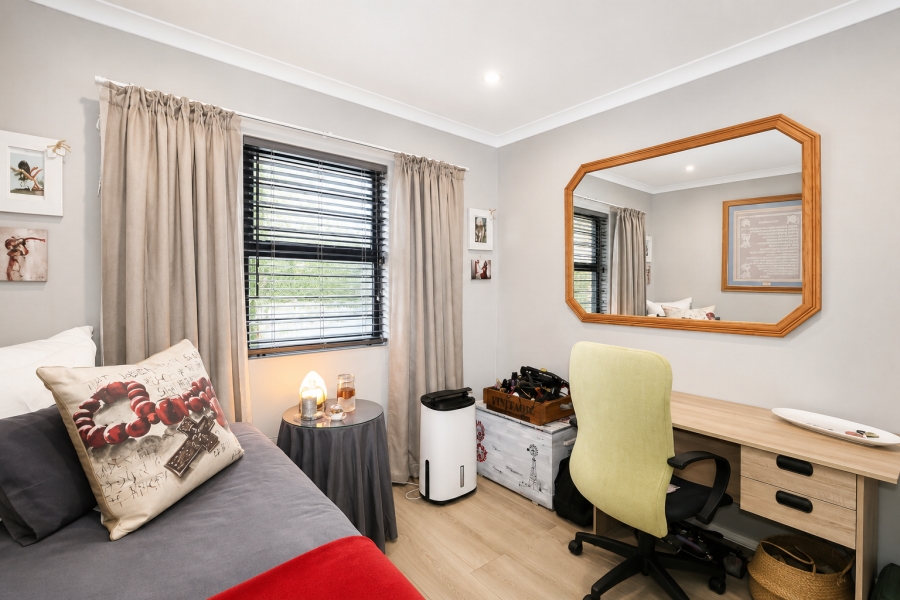 2 Bedroom Property for Sale in Table View Western Cape